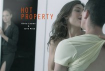 Hot Property – Julia Roca, Silvia Lauren (2015)